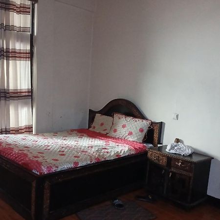 Torpedo Hotel Лалибэла Экстерьер фото